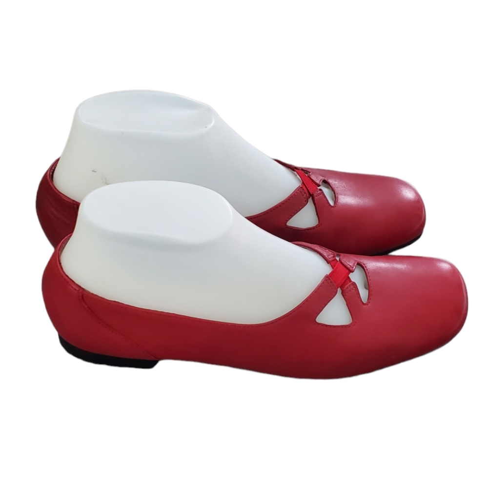 Ballet Flats Trotters Red Shoes Size 7 N